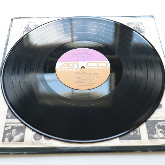 The Fireballs Featuring Jimmy Gilmer – Bottle Of Wine - 12" Vinyl LP (SD 33-239) - Picture 11 of 11